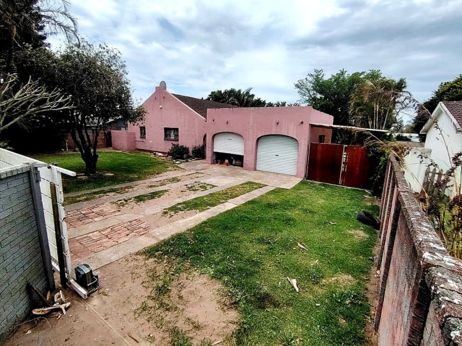 4 Bedroom Property for Sale in Gonubie Eastern Cape
